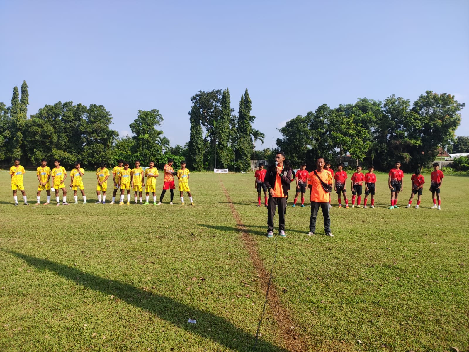  Jaring Bibit Atlet Sepak Bola Muda, Kelurahan Rembang Gelar Liga Anak Kebangsaan 1