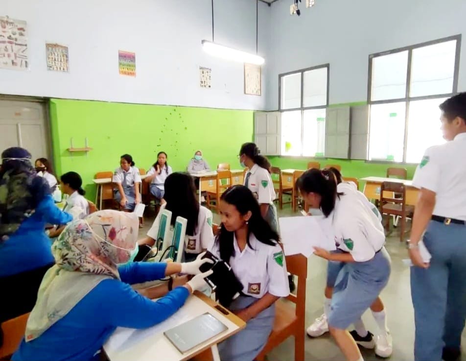  Pantau Kesehatan Remaja, Puskesmas Sananwetan Lakukan Secreening Kesehatan di Beberapa Lembaga Pendidikan 1