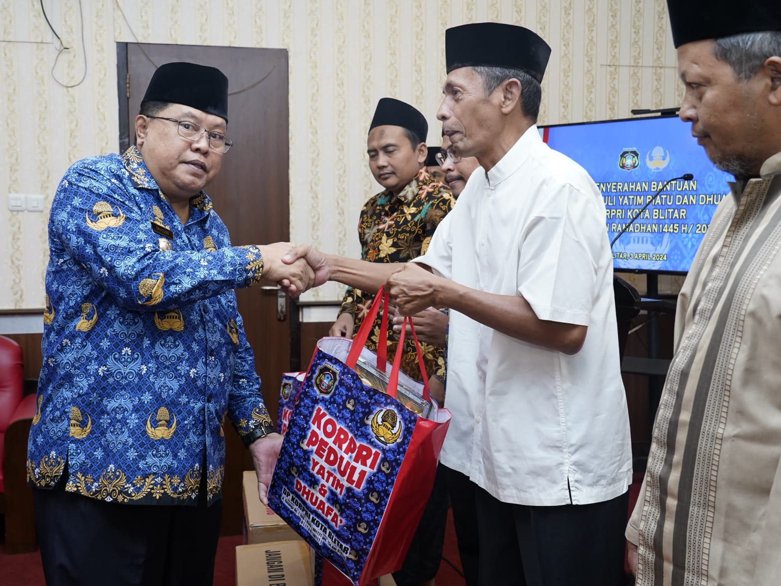  Korpri Kota Blitar Salurkan Bantuan Korpri Peduli bagi Yatim Piatu dan Dhuafa di Bulan Ramadan 1445 H 1
