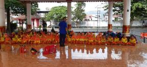 Dukung Kota Blitar Jadi Kota Layak Anak, UPT Damkar Kota Blitar Ajak Puluhan Siswa Kenali Tugas Pemadam Kebakaran